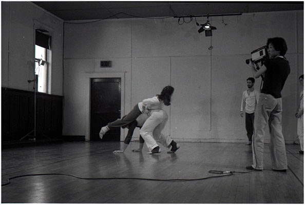 Paul Wong documenting the Steve Paxton ‘Re: Union’ residency at Western Front, 1977 photo: Jeanette Reinhardt, Courtesy of Paul Wong