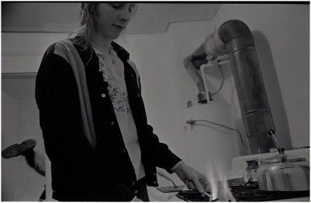Kenneth Fletcher preparing hot knives, 4196 Main Street, c. 1976, Courtesy of Kazumi Tanaka